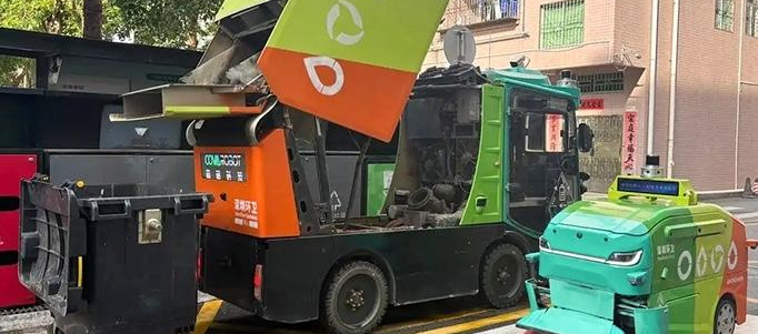 Robôs de limpeza urbana aliviam a carga de trabalho dos operários em Pingshan